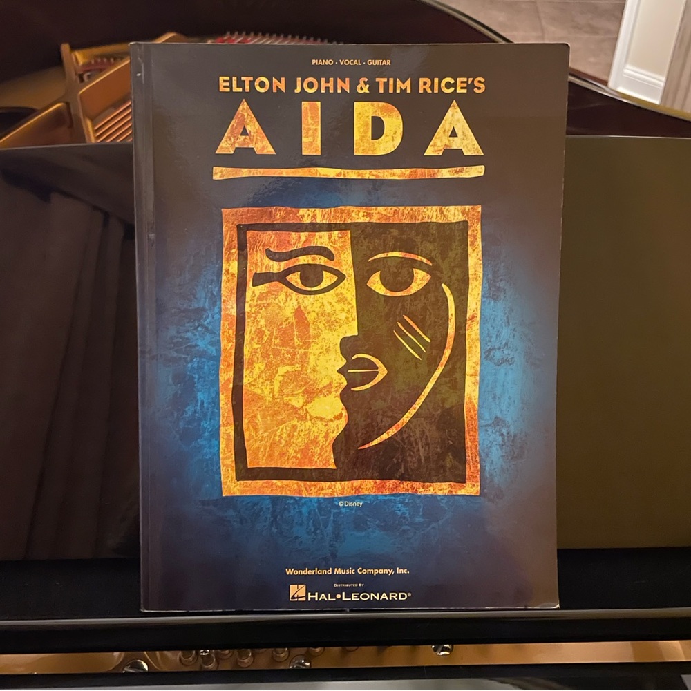 Aida: The Broadway Musical💙 Vocal, piano, guitar book